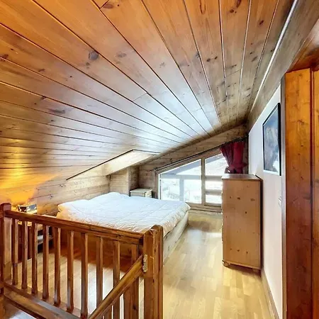 3br Centre Living In - What'app - 0039-3512-039-610 - For Reservations! * Шамони
