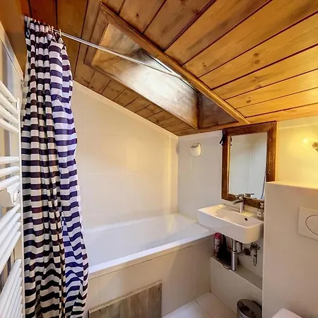 3br Centre Living In - What'app - 0039-3512-039-610 - For Reservations! * Шамони