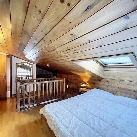 3br Centre Living In - What'app - 0039-3512-039-610 - For Reservations! Апартаменты Шамони